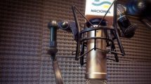 Imagen de Recortes y despidos en Radio Nacional: “Se deja desolados a miles de argentinos que solo tienen ese medio de comunicación»
