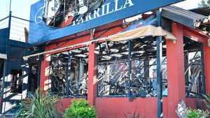 Así quedó la famosa parrilla que se incendió en Neuquén: cuál es la principal hipótesis