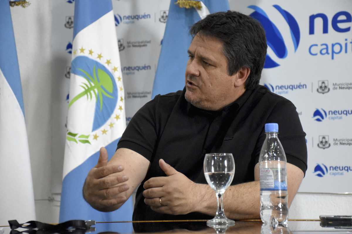 El intendente de Neuquén capital, Mariano Gaido (MPN) está a favor del voto por Massa para el balotaje (foto Matías Subat) 