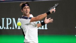 Etcheverry venció a Murray y pasó a cuartos de final en Basilea