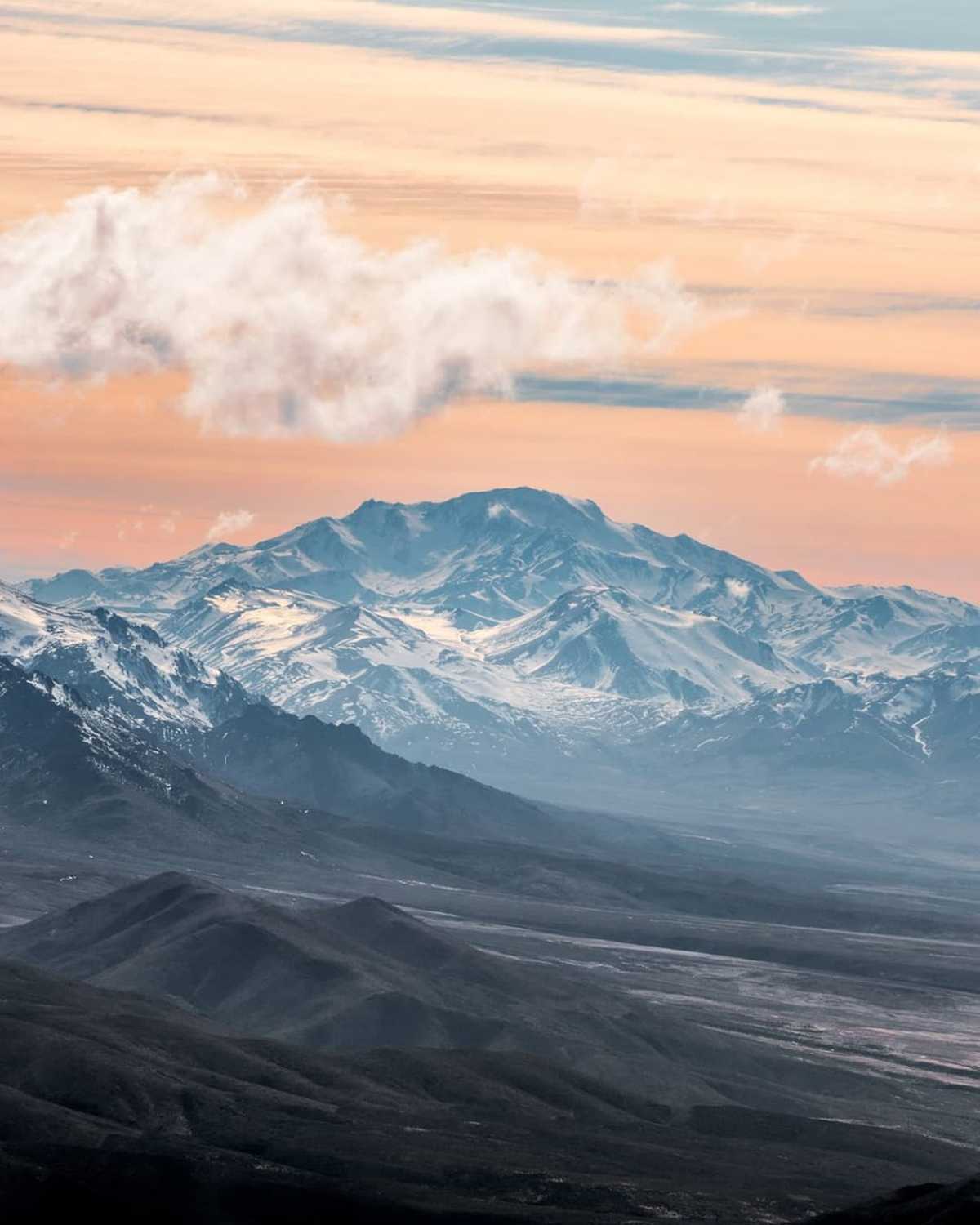 Instalarán sismógrafos en dos misteriosos volcanes de Neuquén 