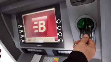 Los trabajadores bancarios celebran su día el 6 de noviembre en honor a la fundación de la Asociación Bancaria en 1924. Foto Archivo.