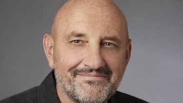 Gabriel Goity interpreta a Cyrano de Bergerac y en el estreno tuvo un entredicho con el director de la obra. 
