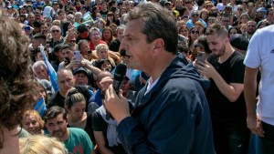 Massa apuntó contra Milei, antes del balotaje: «Un país se construye con corazón, no vendiendo órganos»