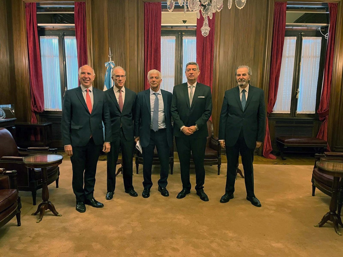 Mariano Cúneo Libarona, futuro ministro de Justicia, se reunió con integrantes de Corte Suprema de Justicia. Foto Télam. 