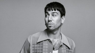 Mateo Sujatovich llega a Neuquén: de qué se trata el espectáculo Conociendo Rusia Solo