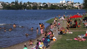 Fin de semana de calor, actividades en Viedma y El Cóndor