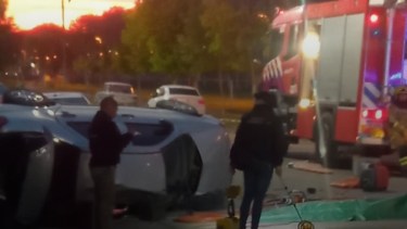 El vuelco ocurrió en el barrio San Pablo.