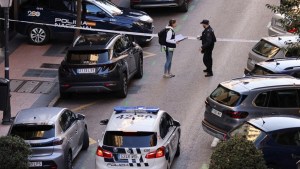 Le dispararon al fundador de Vox en España: recibió un balazo en la cabeza en pleno centro de Madrid