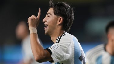 Valentino Acuña puso el segundo gol para Argentina en la victoria ante Japón. (AP Photo/Achmad Ibrahim)