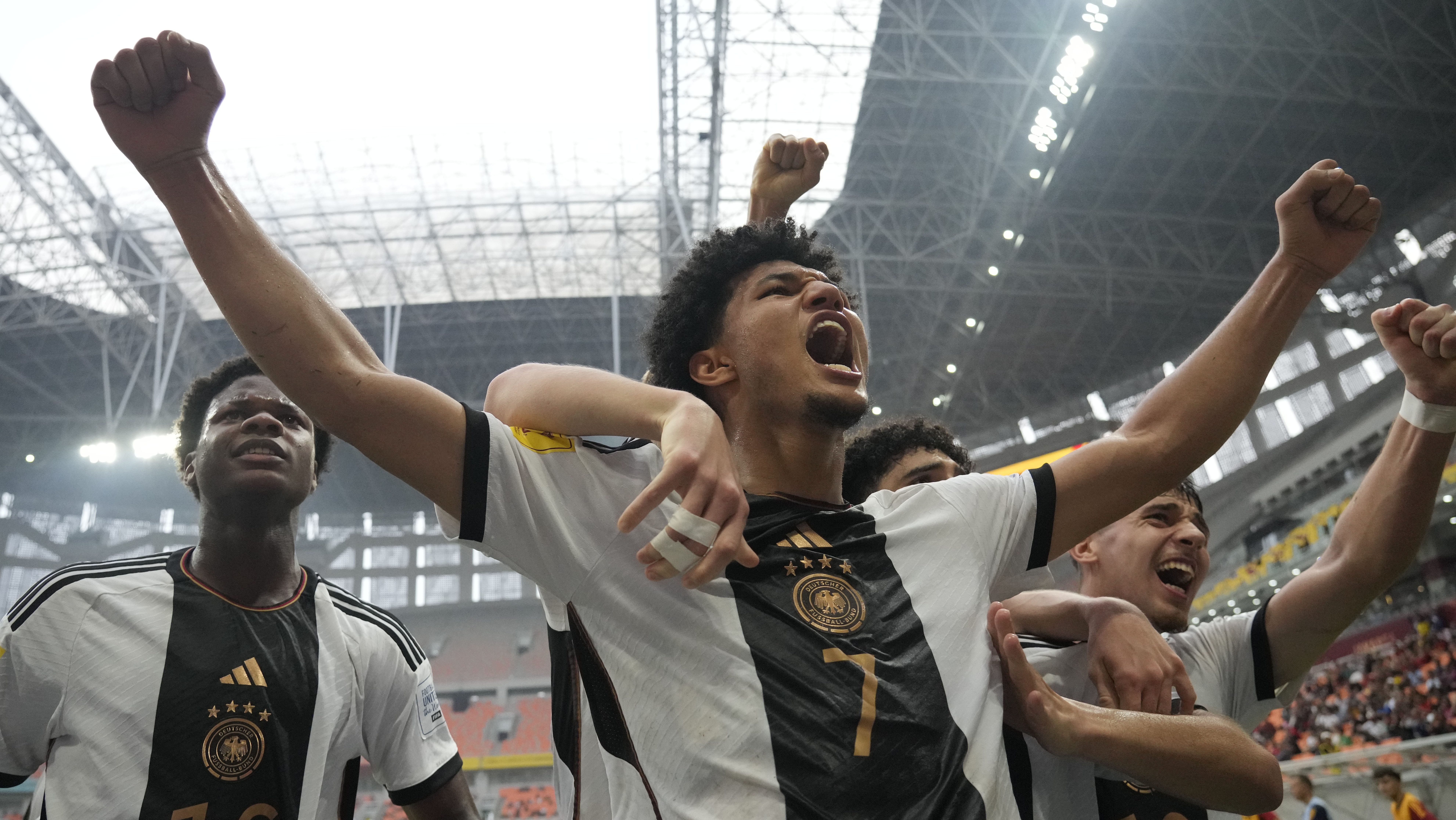 Paris Brunner fue el autor del gol que le dio la victoria a Alemania. (AP Photo/Achmad Ibrahim)