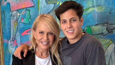 Cecilia Bolocco, emocionada por el cumpleaños de su hijo Máxmo Menem. 