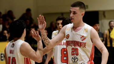 Lodosky y Nieva, protagonistas centrales del cierre en el Malvinas Argentinas. (Archivo Matías Subat)