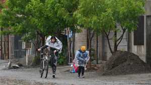 Pronóstico en Neuquén y Río Negro: ¿hasta cuándo siguen las lluvias y la nieve?