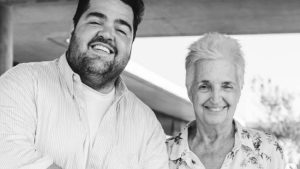 Tristeza: Murió Laura, la mamá de Darío Barassi