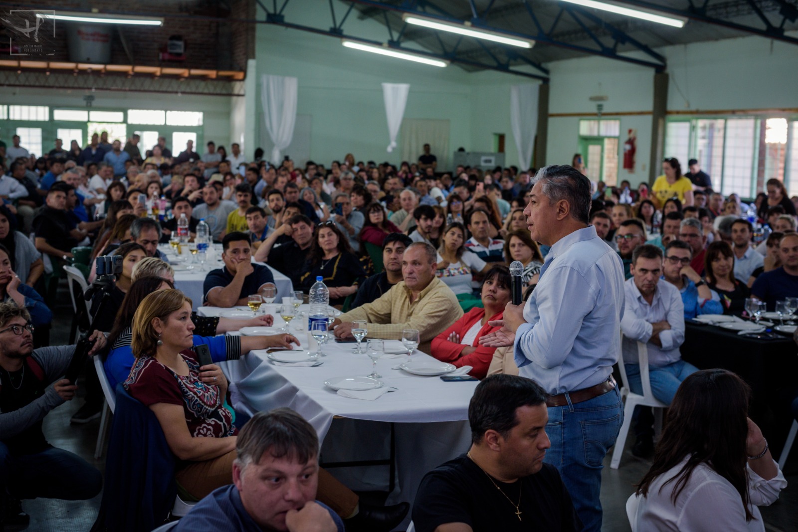 El gobernador electo Rolando Figueroa rechazo la invitación de volver al MPN (Prensa Rolando Figueroa)