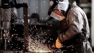 El Ministerio de Trabajo creó el Plan Nacional de Empleo, días antes de terminar su gestión. 