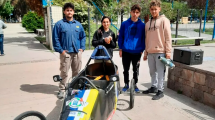 Imagen de Estudiantes de Roca construyeron un auto eléctrico para participar del desafío ECO-YPF