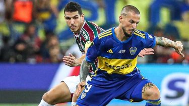 Benedetto ingresó a los 32 minutos del complemento por Edinson Cavani.