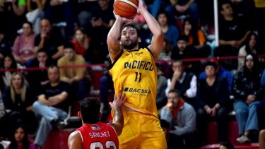 Villanueva aplicó ley del ex y fue el golador de Pacífico en La Caldera. (Archivo Matías Subat)