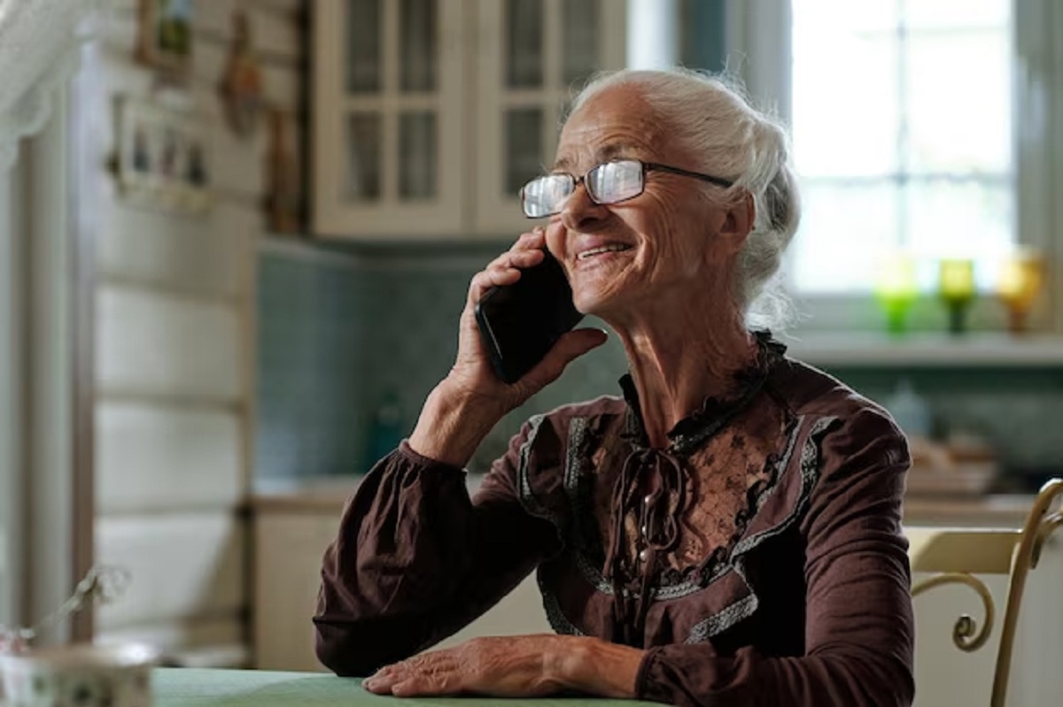 Los jubilados y pensionados pueden comunicarse con PAMI a través de distintos teléfonos de urgencia.-