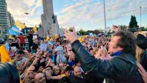 Milei en Rosario, a días del balotaje: «Tenemos que elegir entre el populismo o república»