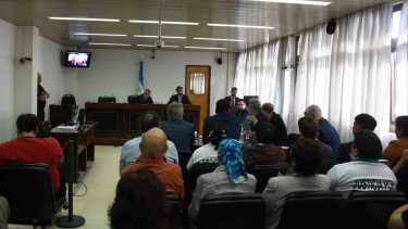 Los alegatos de clausura en el juicio por Rafael Nahuel empezaron este martes 7 de noviembre en Roca. Foto: Juan Thomes