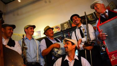 La Sureña estrena en Cipolletti el espectáculo «Una noche de jazz