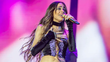 Tini Stoessel se olvidó la letra de su último tema y su reacción fue viral en redes sociales. 