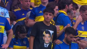 Video | El llamativo gesto de Benjamín Agüero sobre el Kun en la previa de Boca – Fluminense