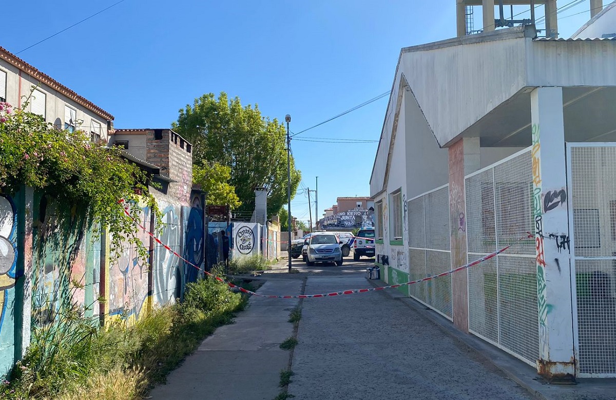 El hecho sucedió el pasado 13 de noviembre en un pasillo donde se encuentra una escuela y un jardín de infantes. Foto Gentileza