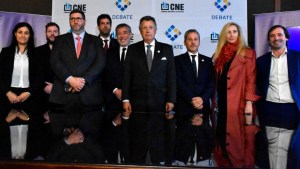 Balotaje 2023: la CNE reunió a los apoderados de Massa y Milei para evitar suspicacias