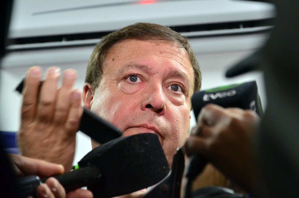 El gobernador Alberto Weretilneck en diálogo con RÍO NEGRO RADIO. 