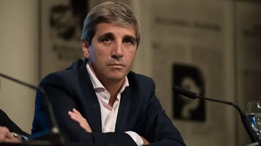 Caputo anuncia medidas favorables para el campo y promete rebajas de impuestos