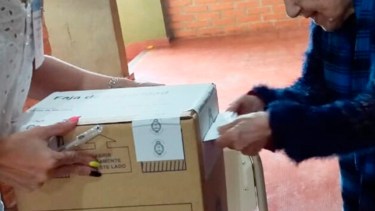 La Justicia falló a favor de una mujer de 104 años que pidió que se la habilite para votar en el balotaje. Foto Archivo.