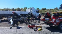 Imagen de Murió una mujer en un choque frontal en la Ruta 151: su pareja está grave, ambos viajaban a Neuquén