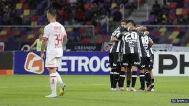 Central Córdoba ingresó al grupo de clasificados a los cuartos de final de la Copa de la Liga.