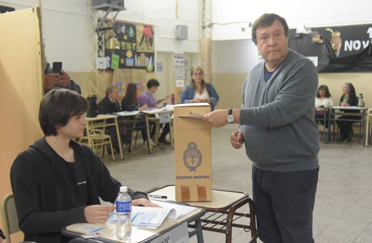 El gobernador electo, Alberto Weretilneck, resuelta la Presidencia, avanzará en la definición de su equipo provincial. Foto: Florencia Salto. 
