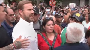 Video: tensión entre militantes de Milei y Massa en la previa de un acto libertario en Ezeiza