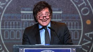 La obsesión de Milei por eliminar las Leliqs: qué visión tienen los economistas