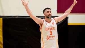 PreFederal de básquet: Español sorprendió a Pacífico y se llevó la final empatada a Plottier