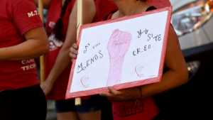 Acusan a un soldado de rociar con nafta a una mujer e intentar quemarla, en Zapala