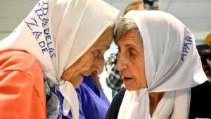 La agenda 2024 de las Madres de Plaza de Mayo de Neuquén saldrá con festival artístico