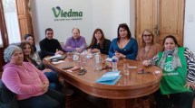 Imagen de Municipales de Viedma acuerdan suba salarial del 15%