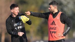 Messi se asoció con el Kun Agüero en su empresa de eSports