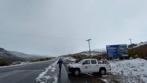 Alerta por nieve: así sigue el tiempo el jueves en Neuquén, el panorama en rutas 