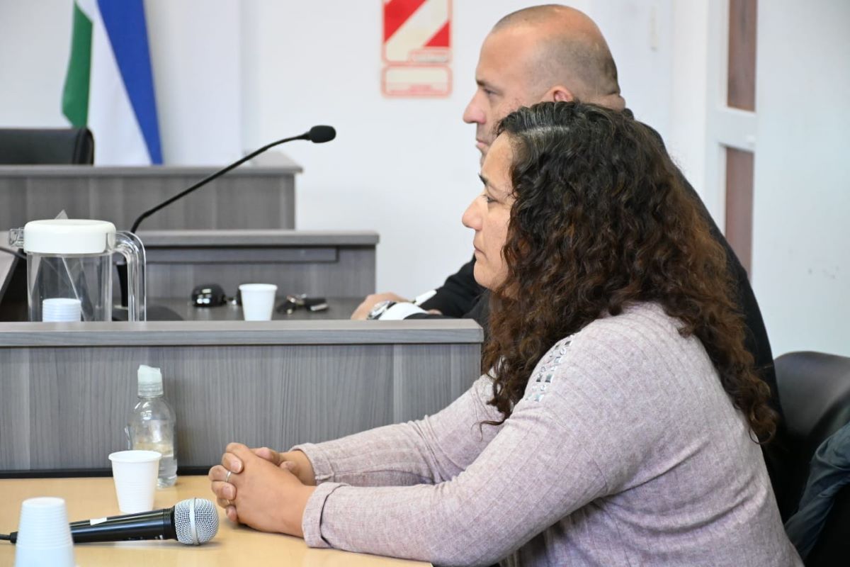 Maria Laura Illesca, extesorera de Cipolleti, fue acusada por defraudación a la administración pública y peculado. Foto: Florencia Salto.  