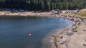 La laguna de la Patagonia que es un paraíso perfecto para disfrutar en verano