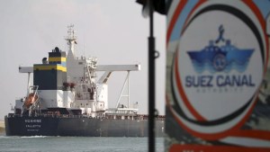 BP interrumpe los envíos de petróleo por el Mar Rojo y dispara el Brent