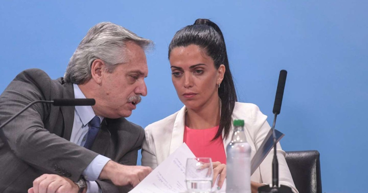 Una por una, las renuncias antes de la asunción de Milei: Fernández las acepta anticipadamente thumbnail